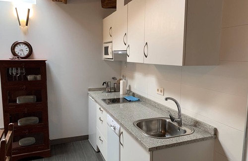 Ituren Apartment | Apartment 'Sorgiña' with Mountain View, Wi-Fi and Air Conditioning
