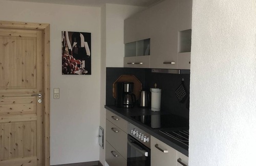 Warthe Apartment | Apartment 'Strey' with Private Garden and Wi-Fi