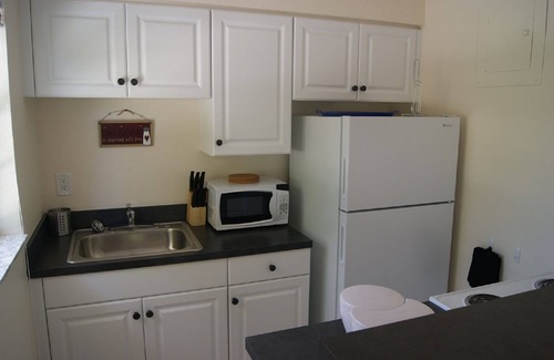 Caloosahatchee Apartment | Apartment Sunset Cape Coral/Beach Resort