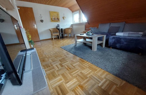 Hilchenbach Apartment | Apartment 'Tati's Ferienwohnung' with Shared Terrace, Shared Garden and Wi-Fi