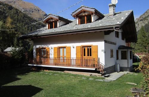 Gressoney-Saint-Jean Apartment | Apartment Tea