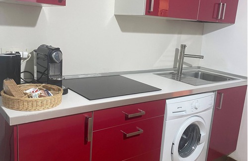 Parma City Centre Apartment | Apartment that sleeps 4 a stone's throw from Parma Cathedral