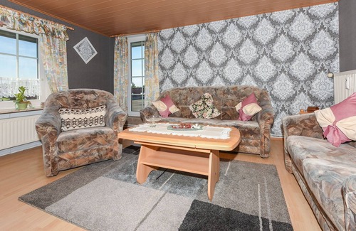 Kolker Apartment | Apartment Theesfeld