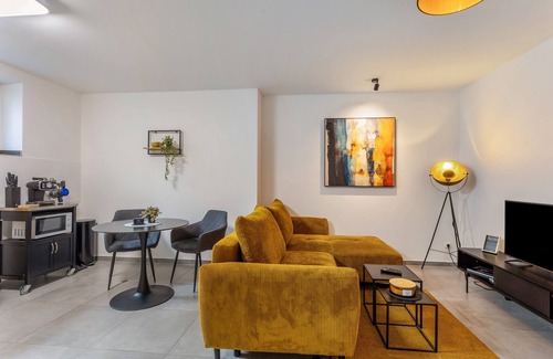 Lippstadt Apartment | Apartment "Tua Casa - Souterrain Appartment" with Wi-Fi