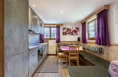 Rohrberg Apartment | Apartment 'Unterlehenhof A' with Mountain View, Balcony and Wi-Fi