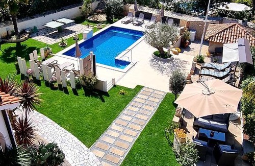 Kukci Apartment | Apartment Villa Engel with Pool