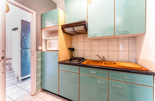 Vallabrix Apartment | Apartment 'Villabrix Near Uzès' with Wi-Fi