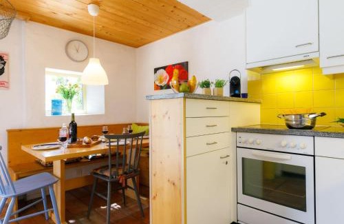 Capriasca Apartment | Apartment Villaggio Sureggio A7 mit TicinoTicket by Interhome