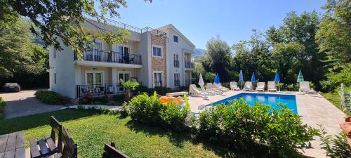 Lastva Grbaljska Apartment | Apartment Vrutak