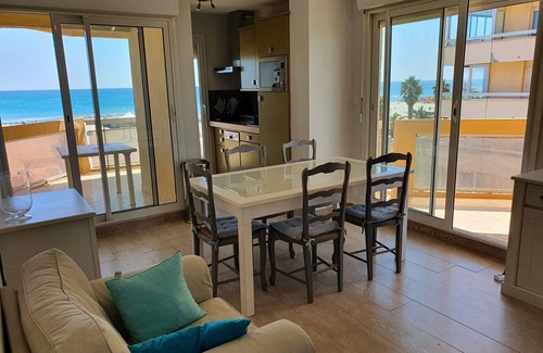 La Cote Radieuse Apartment | Apartment with large terrace and sea view