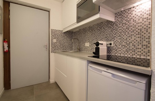 Thollon-les-Memises Apartment | Apartment with magnificent lake view, 450m from cable car