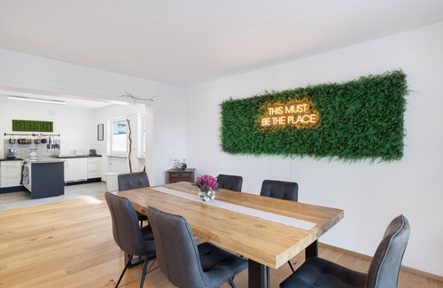 Kappelrodeck Apartment | Apartment 'Weinbergsuite' with Private Terrace, Balcony and Wi-Fi
