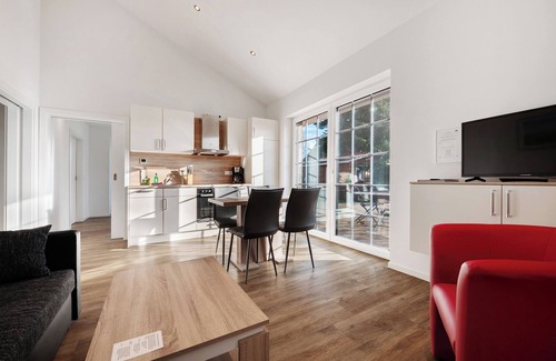 Hatten Apartment | Apartment 'Wiesenfenster' with Shared Terrace, Shared Garden and Wi-Fi