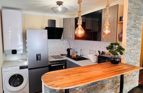 Celleneuve Apartment | Apartment with 2 large bedrooms