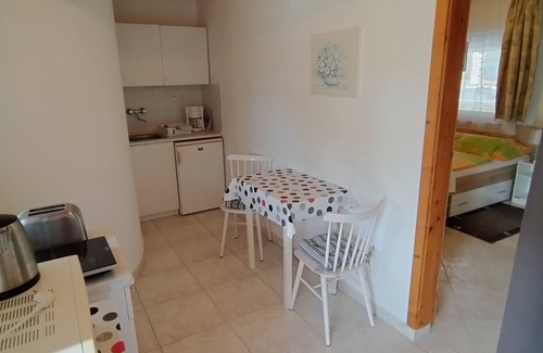 Siofok Aranypart Apartment | Apartment with air-conditioner for 2 or 2+1 people, Balaton 150m, free WIFI