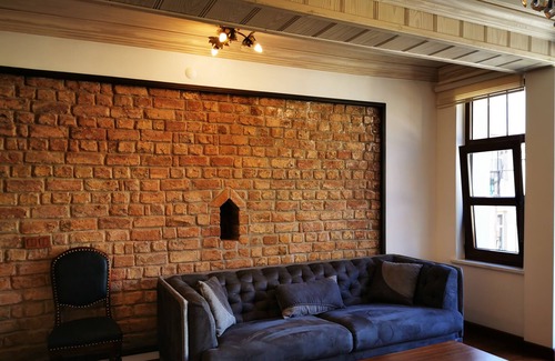 Balat Apartment | Apartment with balcony at balat