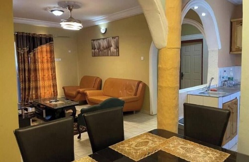 West Coast Division House | Apartment with Balcony B