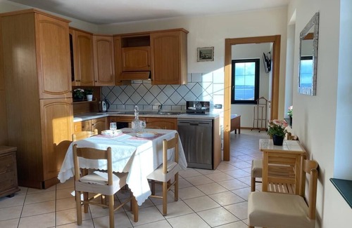 Gardone Riviera Apartment | Apartment with beautiful lake view