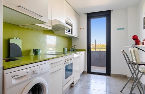 Torredembarra Apartment | Apartment with pool and paddle tennis 500m beach