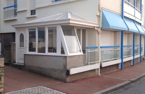 Le Portel Apartment | Apartment with sea view (private parking)