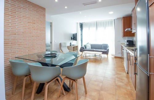 El Perello Apartment | Apartment with terrace and views of the beach