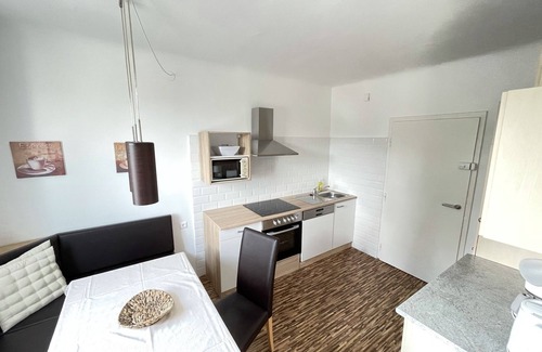 Hutteldorf Apartment | Apartment with terrace, view of Vienna, free parking, children welcome