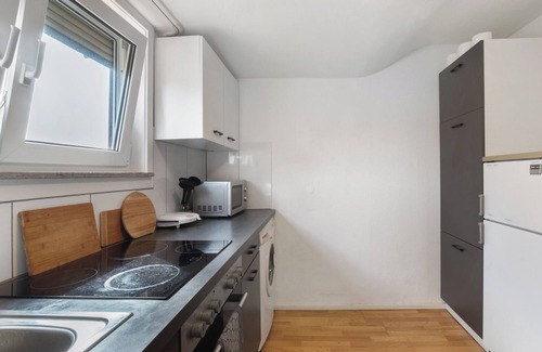Waiblingen Apartment | Apartment 'Wohnung 06' with Wi-Fi