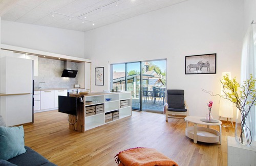 Otterswang Apartment | Apartment 'Wohnung Zeder' with Shared Terrace, Balcony and Wi-Fi