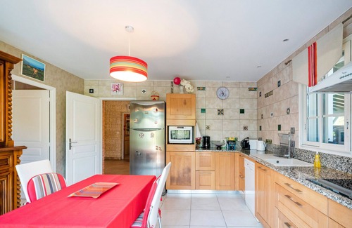 Urrugne Apartment | Apartment "Xokoa" with Mountain View, Private Terrace and Wi-Fi