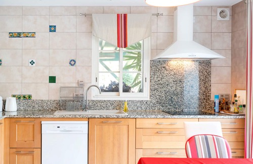 Urrugne Apartment | Apartment "Xokoa" with Mountain View, Private Terrace and Wi-Fi