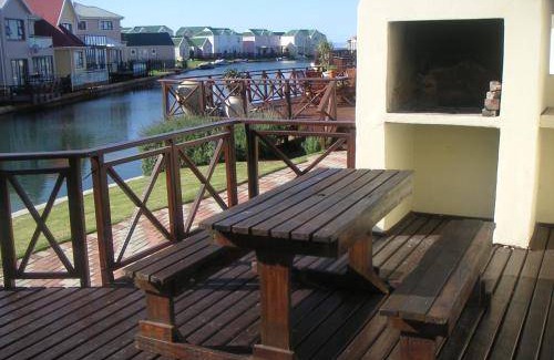 Marina Martinique Apartment | Apartment ∙ 1 bedroom ∙ 8 guests