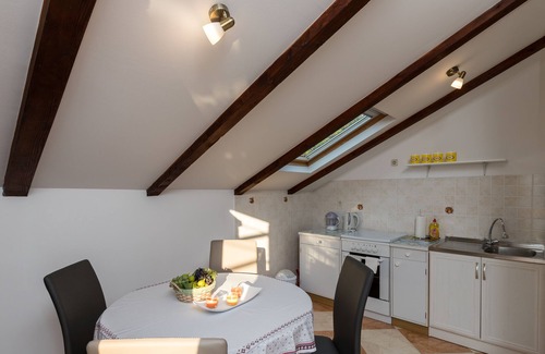Cilipi Apartment | Apartment Zora - Two Bedroom Apartment with Terrace and Garden View