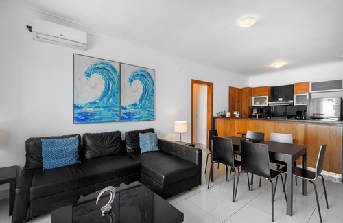 La Julia Apartment | Apartments in La Julia Sleeps up to 8