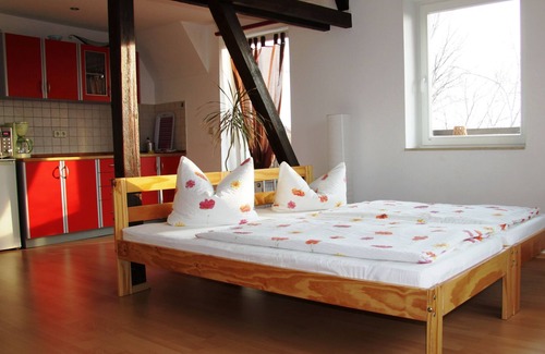 Suedwest Apartment | Apartments in the Forsthaus Knautkleeberg