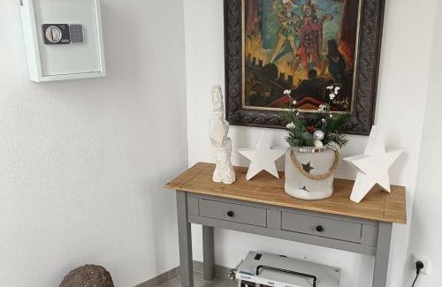 Kahl House | Apartments & möblierte Zimmer in Kahl am Main, kontaktloser Self Check-in, W-Lan, Schreibtisch, Duschbad, Küchenzeile, PKW-Plätze