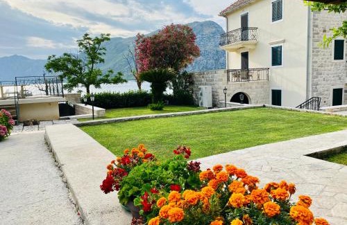 Dobrota Apartment | Apartments MarijaZ