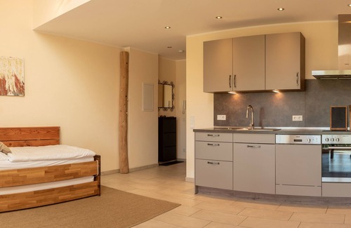 Wessling House | Apartments on the horse farm! Vacation Apartment "Cherry"