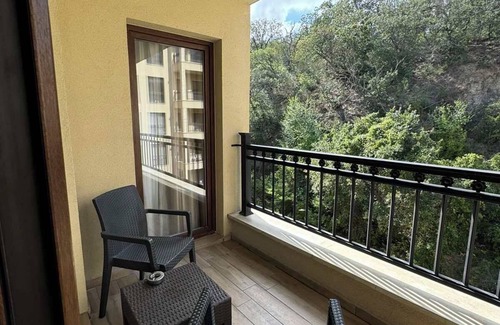 Golden Sands Apartment | Apartments park view in Golden Sands