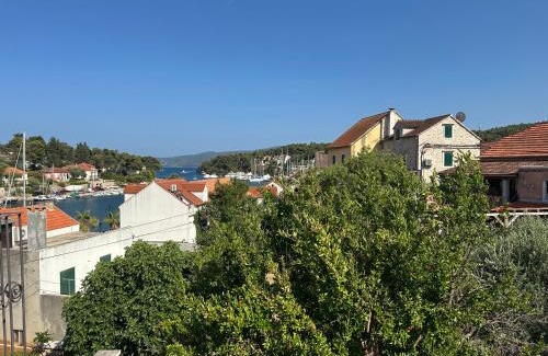 Vrboska Apartment | Apartments Renato
