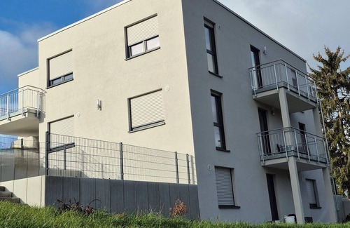 Sondelfingen Apartment | Apartments Seibel double/twin room with balcony