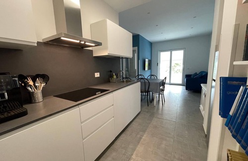 Martinsicuro Apartment | Apartments with garden 70 mt from the sea with free Beach service