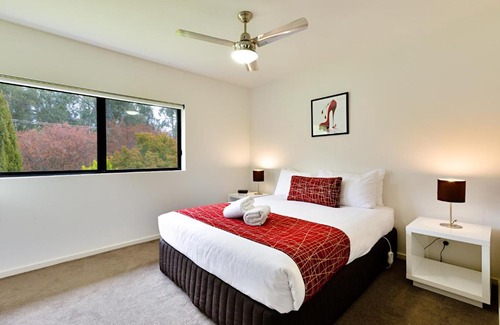 Wangaratta Apartment | Apex Park Holiday Apartments