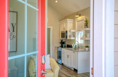 Ottawa House | Aphrodite | 1 Bed, 1 Bath