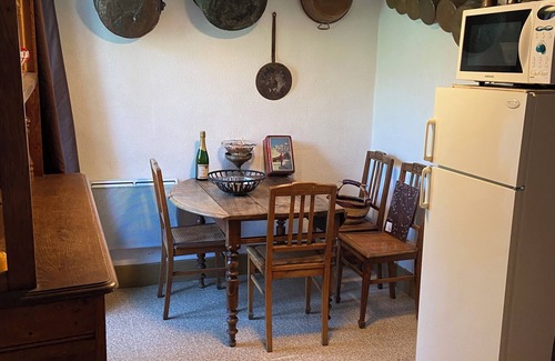 Saint-Martin-de-Queyrieres Apartment | Appartement Duplex de 2 Chambres Pour 6 Personnes