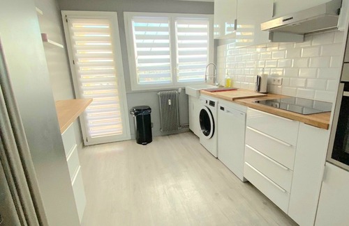 Poissy Apartment | Apparemment Centre-ville /Gare /PSA