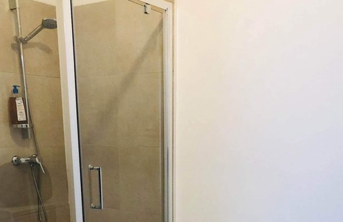 Bravone Apartment | Appart 6 Pers Vue Mer - Pied Dans L'eau - Accés Mer Direct