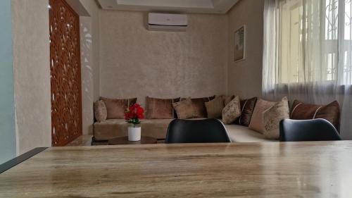 Quartier d'Ouled Oujih Apartment | Appart familial, fibre50 mbps parking,ipptv