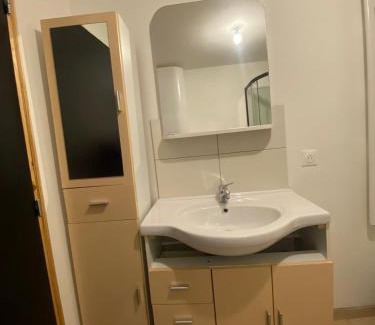 Dompaire Apartment | Appart familial, jeux et matériel enfants, fitness