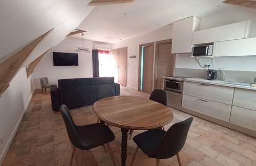 Saint-Clement-des-Levees Apartment | Appartement Cosy en Bord de Loire