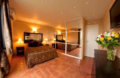 Levallois-Perret Apartment | Appart Hôtel Résidence Courcelle